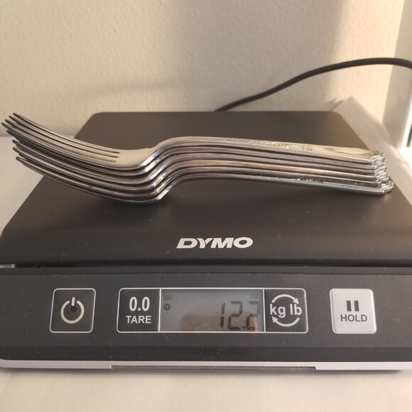 1847 Rogers Bros Silverplate Flatware Ancestral Pattern - Set of 6 Dinner Forks - Picture 6 of 8